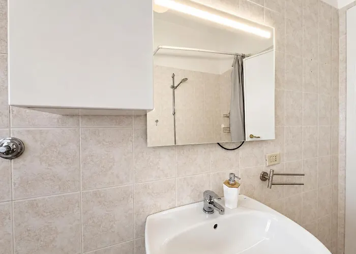 Vatican Museums Metro 2 Min Walk Apartment